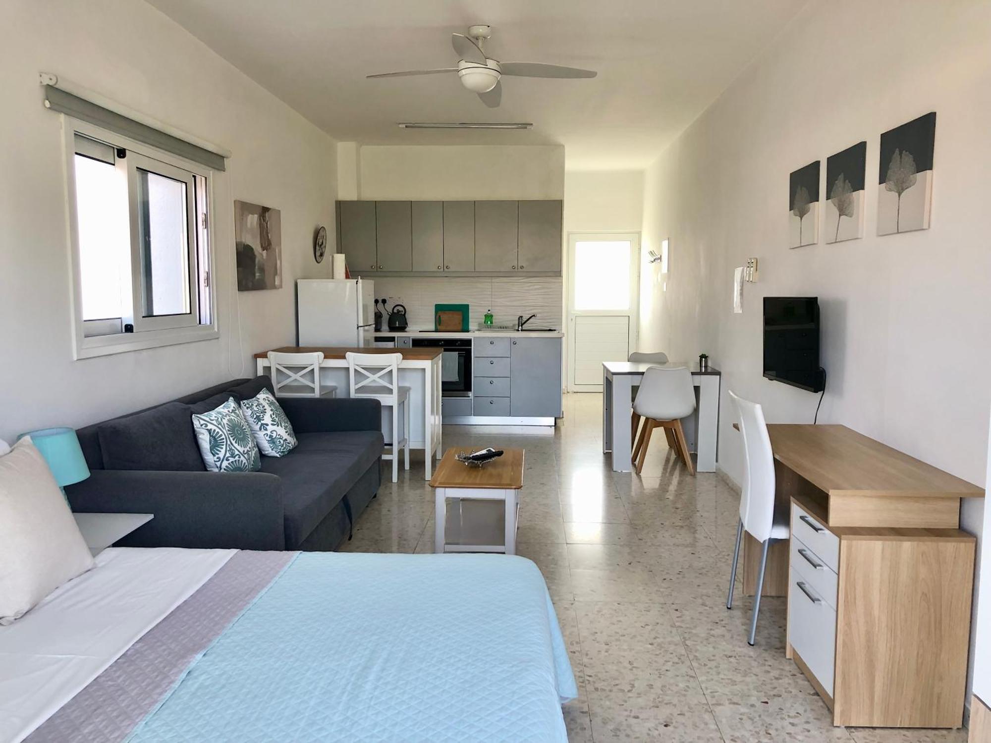 White House Studio With Sea View And Parking Polis Luaran gambar